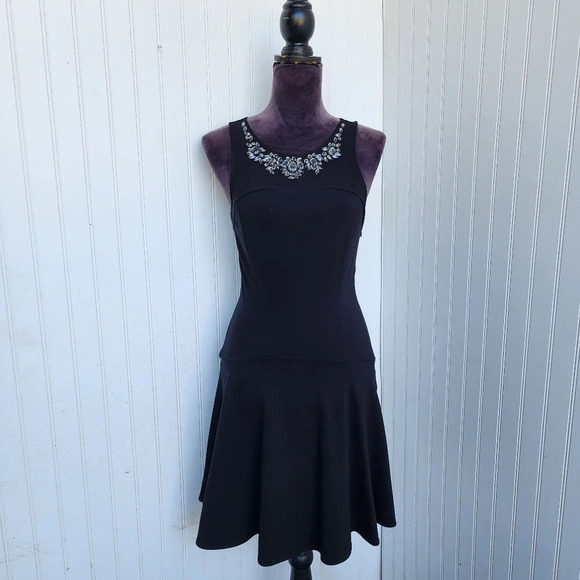 Express Stretch Dress Black Mesh Top Jewels Sleveless Women's Rayon Sz 4 - Picture 1 of 16